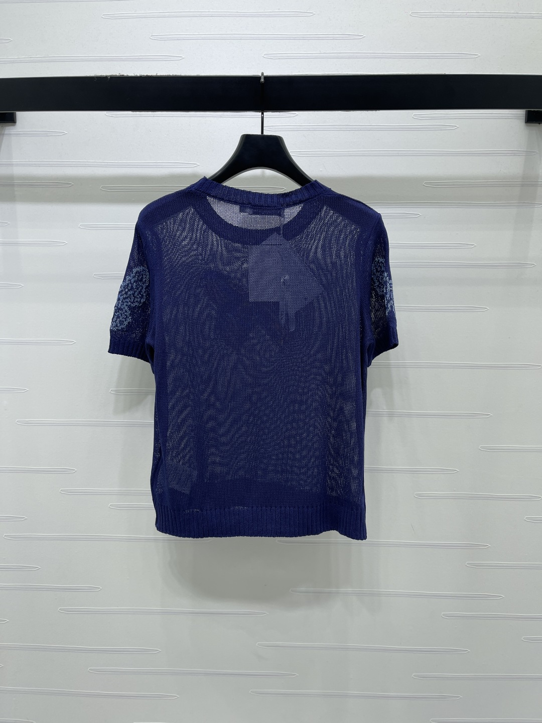 Women's short sleeves
